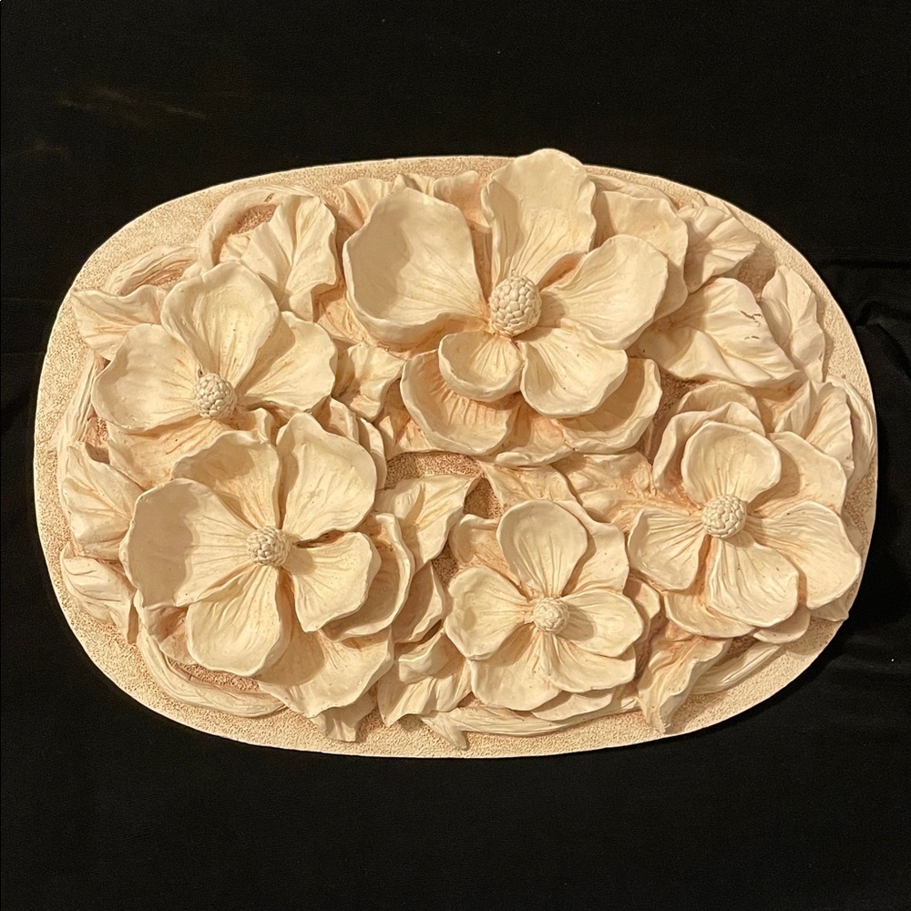 Elegant Cream‎ clutch of Magnolias wall hanging